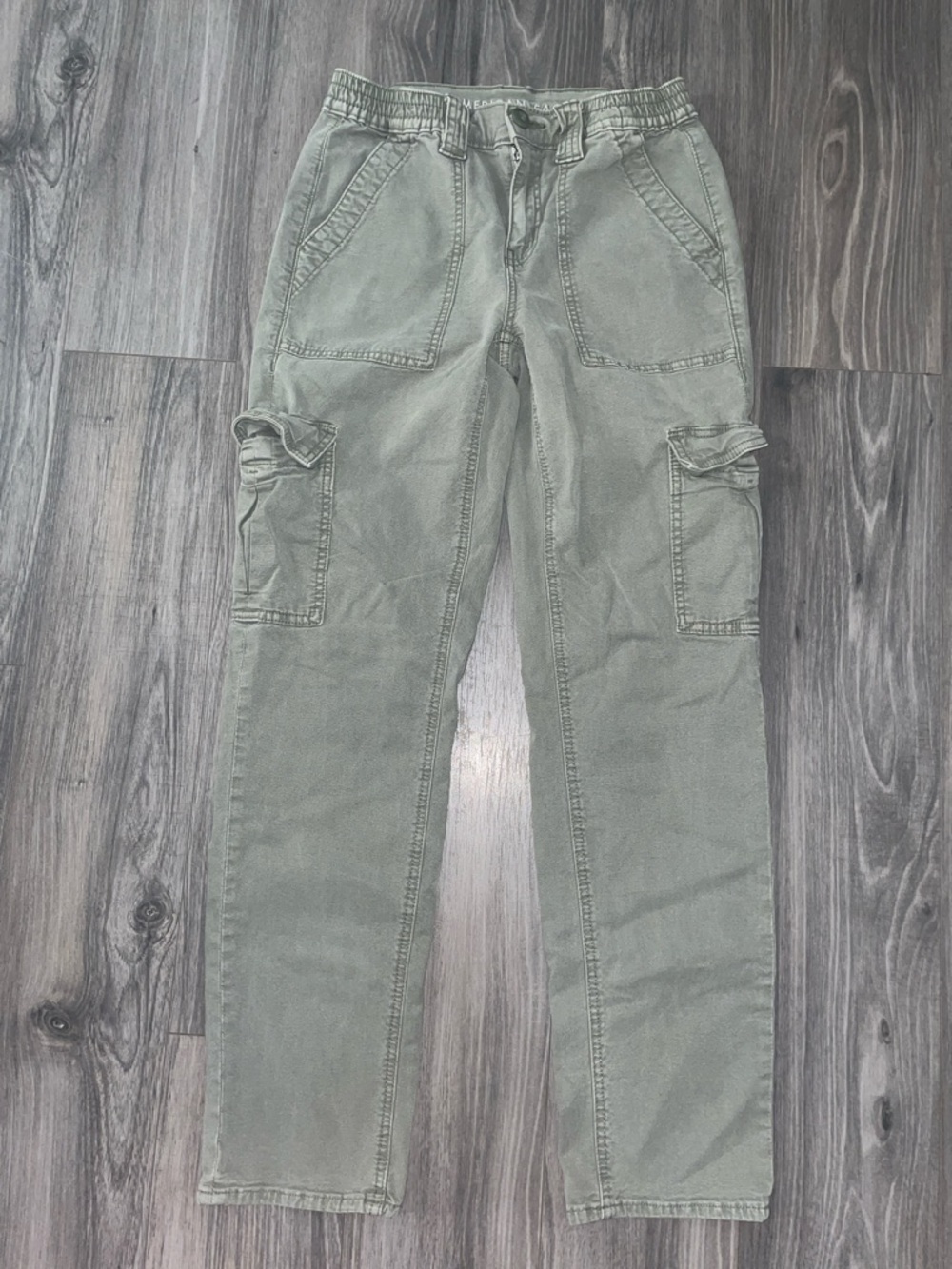 American Eagle Cargo Jeans